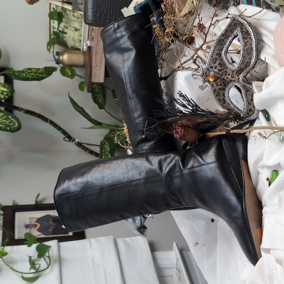 COPY - Loeffler Randall Black wedge heel boot. - Picture 2 of 11